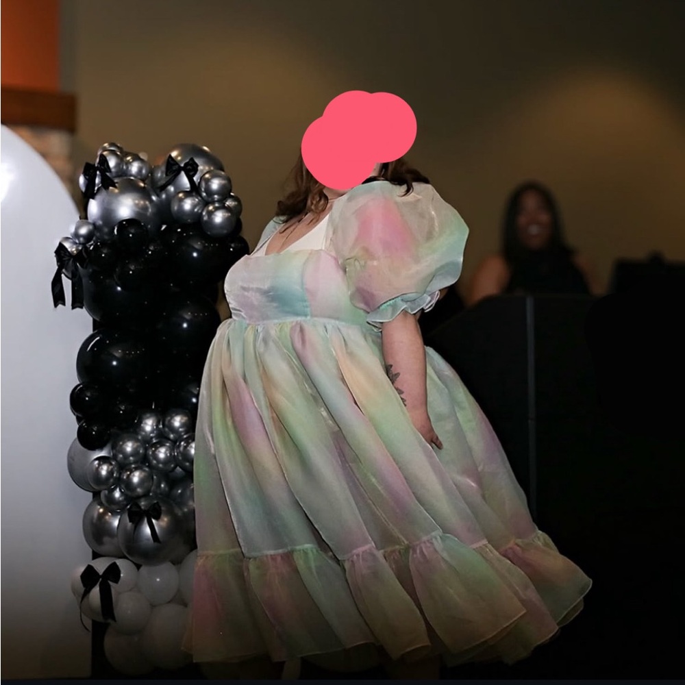 The Rainbow French Puff by Selkie 6XL